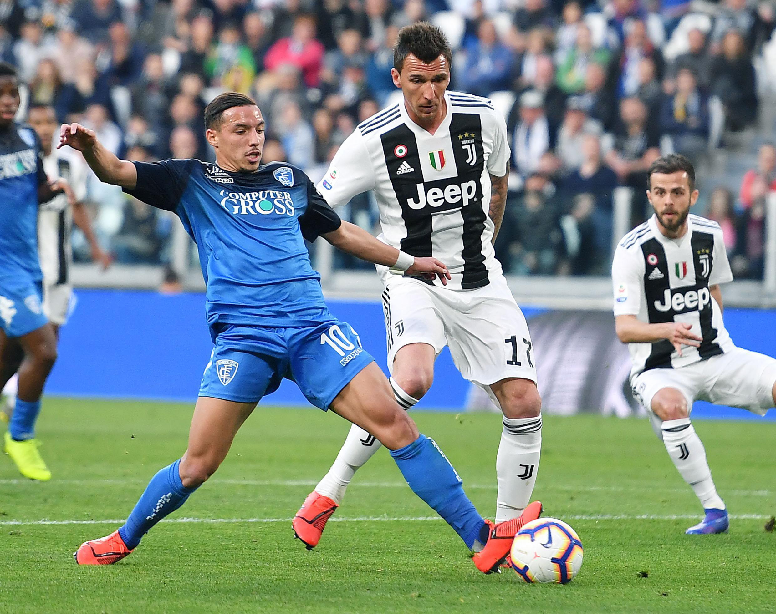 米利唐肌肉严重撕裂，皇马防线雪上加霜