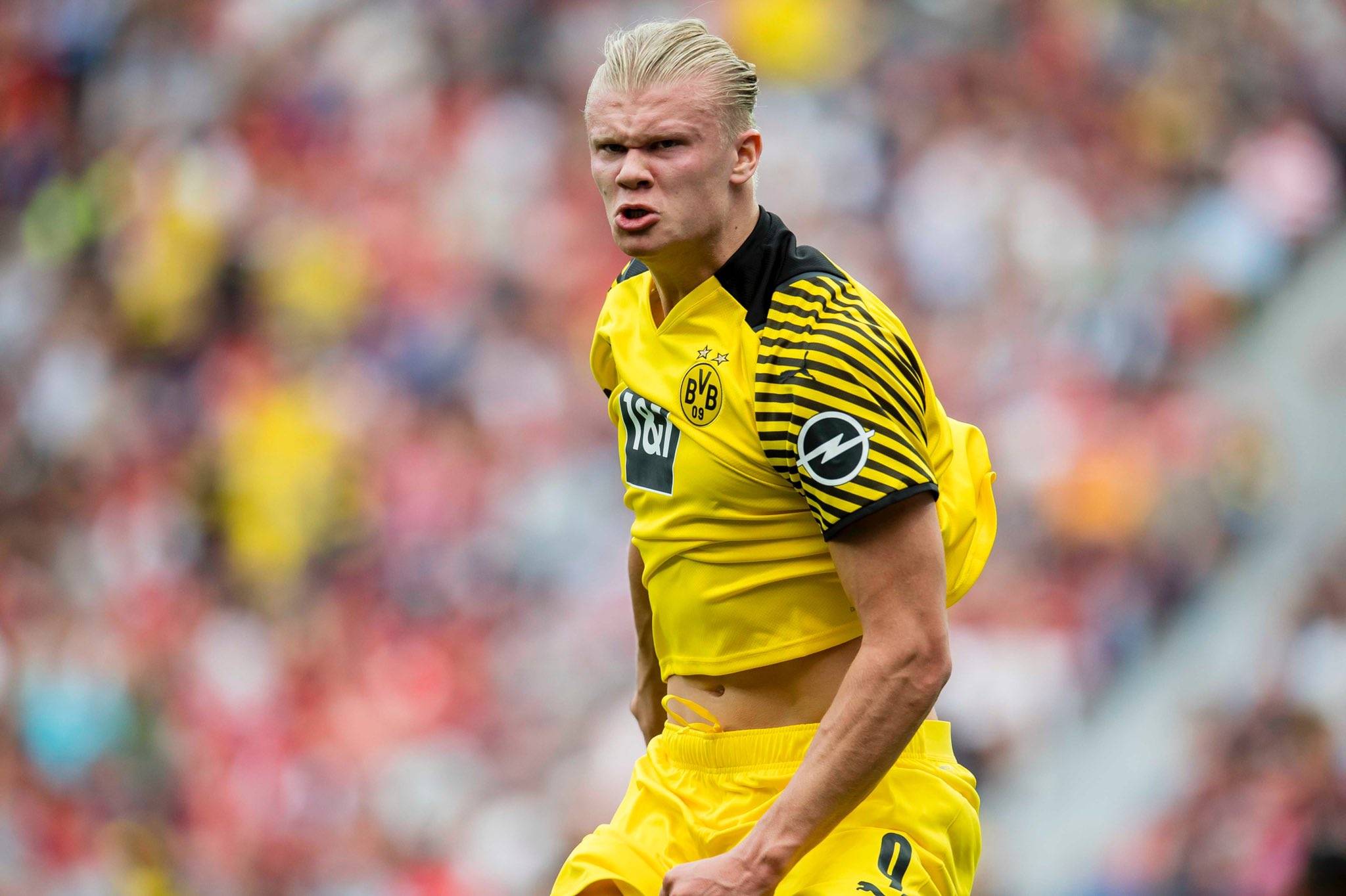 TA：利物浦目前看起来非常混乱，他们的卫冕梦想已支离破碎