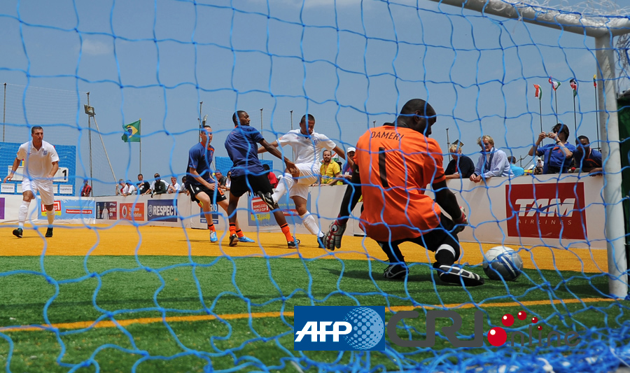 邦本给球队施压，高价没必要留，辽宁铁人引援受阻 李金羽发挥人脉